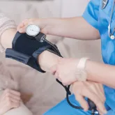 医療機器の管理と使用指導