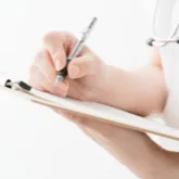 症状や体調変化のモニタリング